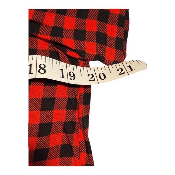 NEW Love Notes Women’s Plaid Button-Down Shirt Red Short Sleeve Size Medium - Picture 5 of 7